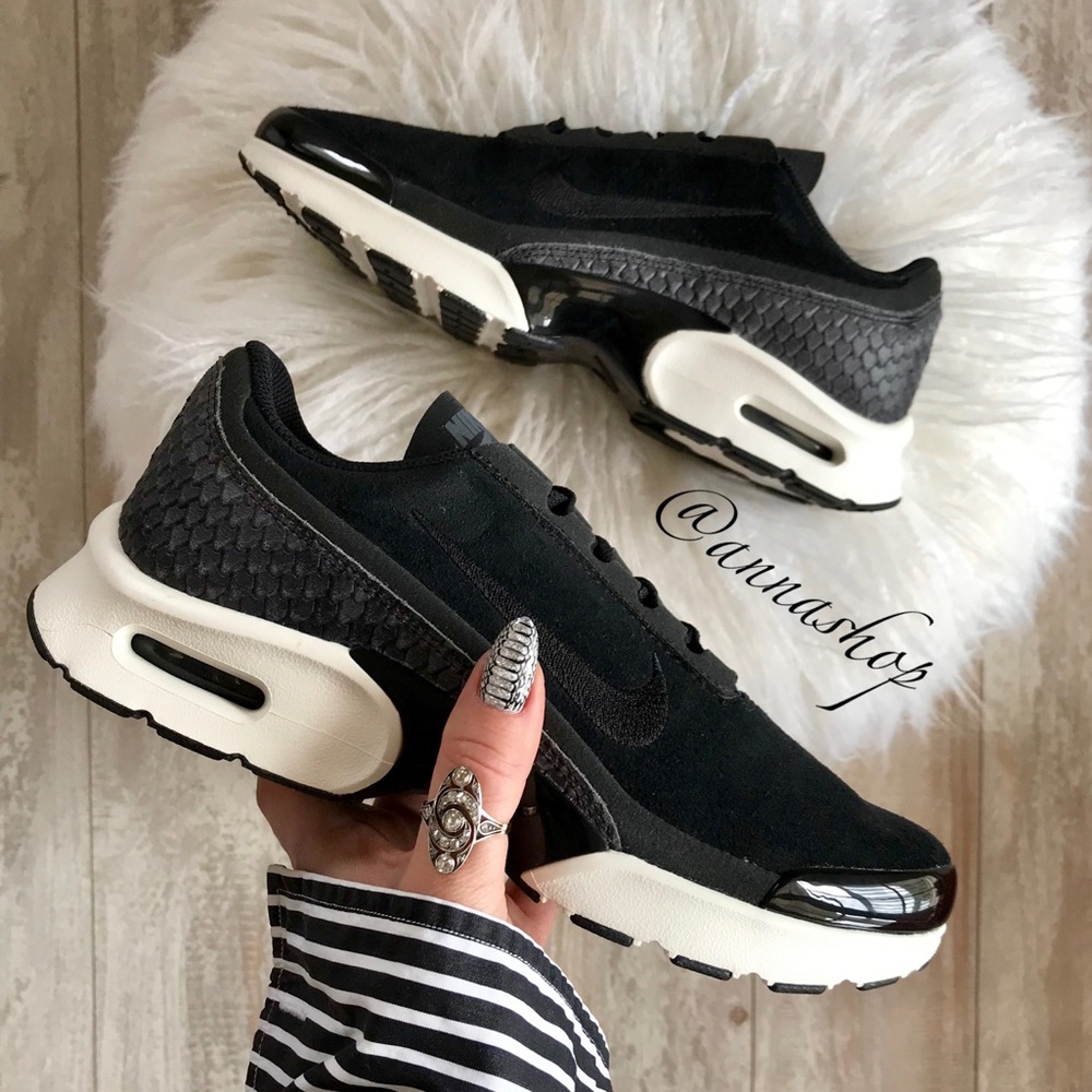 NWT Nike Air Max Jewell Premium - Picture 2 of 8